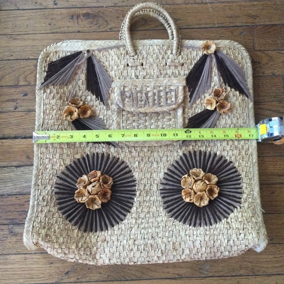 Vintage Straw Bag Mexico - Picture 3 of 4